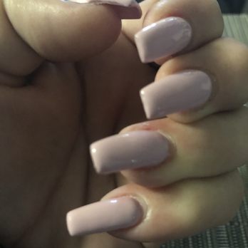 NiNi Nails Salon - I requested a full set, and I got a full set of the same nail in all. She used one size nail to put in all my nails. - Nail Salons Near Me - Tampa, Florida NiNi Nails Salon - I requested a full set, and I got a full set of the same nail in all. She used one size nail to put in all my nails. - Nail Salons Near Me - Tampa, Florida
