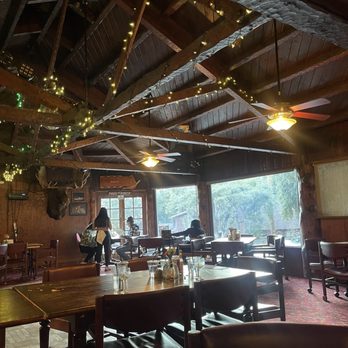 Mt Baldy Lodge - Inside and cozy - American Near Me - Mount Baldy, California Mt Baldy Lodge - Inside and cozy - American Near Me - Mount Baldy, California