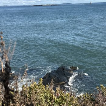 Cape Elizabeth Lighthouse - Ocean - Landmarks & Historical Buildings Near Me - Cape Elizabeth, Maine