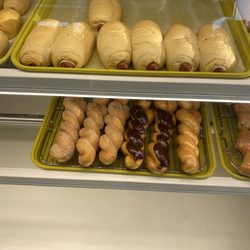 Nicky’s Fresh Donuts