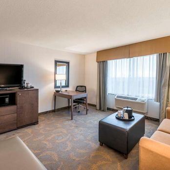 Hampton Inn by Hilton Sydney - Guest room - Hotels Near Me - Membertou, Nova Scotia Hampton Inn by Hilton Sydney - Guest room - Hotels Near Me - Membertou, Nova Scotia