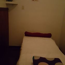 J F Relax - Private rooms for back rub