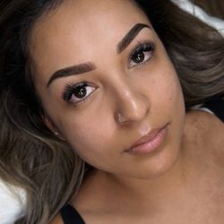 Karem Yadhira - Brows Expert