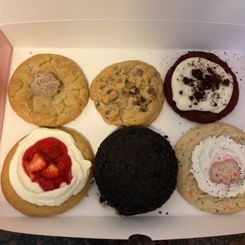 Crumbl - Cerritos - Crumbl Cookies - Bakeries Near Me - Cerritos, California Crumbl - Cerritos - Crumbl Cookies - Bakeries Near Me - Cerritos, California