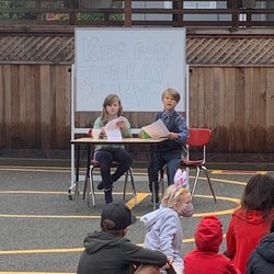 Berkwood Hedge School - News reporters