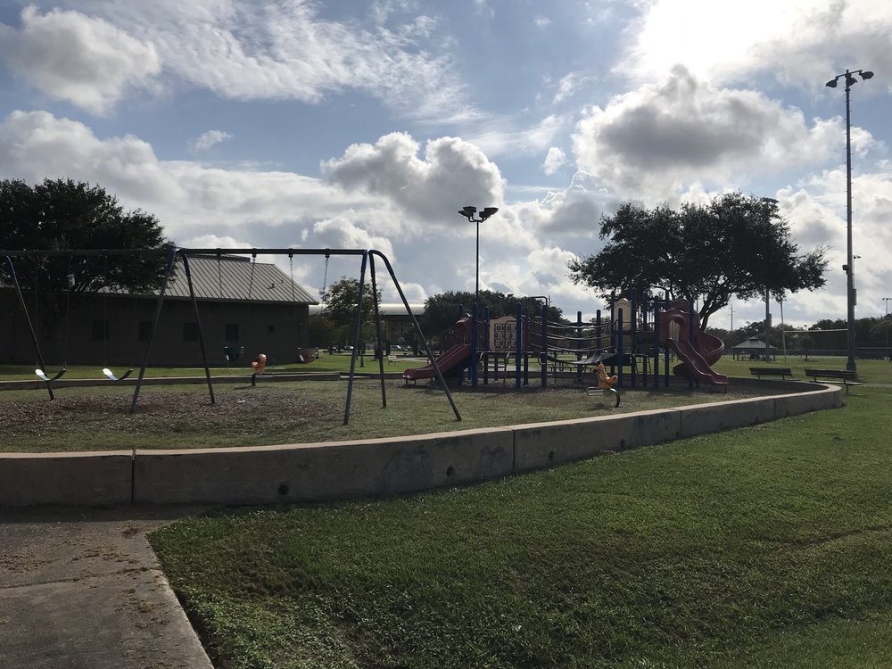 SUNNYSIDE COMMUNITY CENTER & PARK Updated October 2024 3502