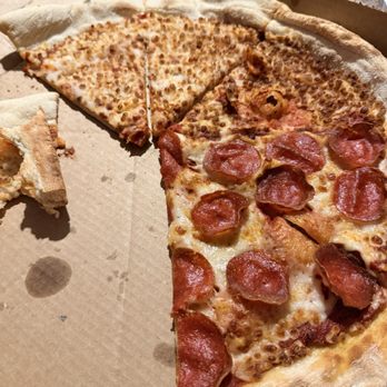 Papa Johns Pizza - You can see how dry and nasty. The whole pizza was in the photo. - Pizza Near Me - Zephyrhills, Florida Papa Johns Pizza - You can see how dry and nasty. The whole pizza was in the photo. - Pizza Near Me - Zephyrhills, Florida