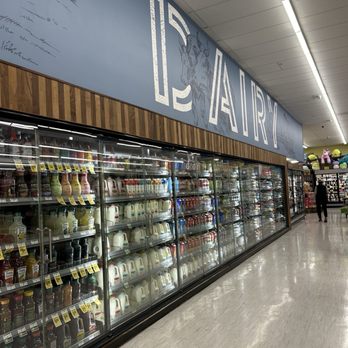 Pavilions - 3.14 (2026) I love how streamlined this store is, very neat - Grocery Near Me - South Pasadena, California