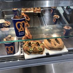 Auntie Anne's Pretzels - Pretzels