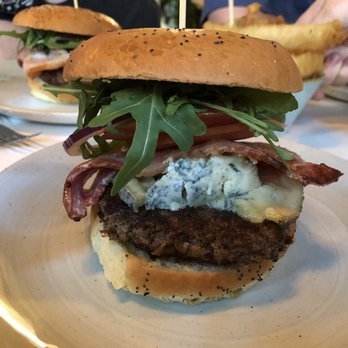 Bóbós Burgers Restaurant - Burgers Near Me - Dublin, D Bóbós Burgers Restaurant - Burgers Near Me - Dublin, D