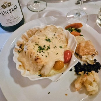 Le Petit Bistro - The best Coquilles St. Jacques. Delicate cheese sauce, and the fish cooked perfectly. - French Near Me - Mountain View, California