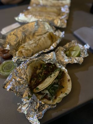 El Paisa Taqueria by null