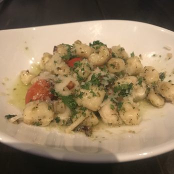 Mille Pâtes - Gnocchi and scallop appetizer special - Italian Near Me - Mont-Tremblant, Quebec Mille Pâtes - Gnocchi and scallop appetizer special - Italian Near Me - Mont-Tremblant, Quebec