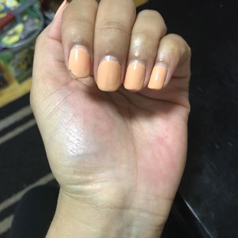 Karma Nails & Spa - One week and one day later. I'm not a mechanic.  Why do these look like trash already! - Nail Salons Near Me - Sunnyside, New York