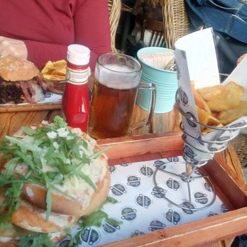 Alsur Café - Mega pizza burger pint included. - Breakfast & Brunch Near Me - Barcelona, B