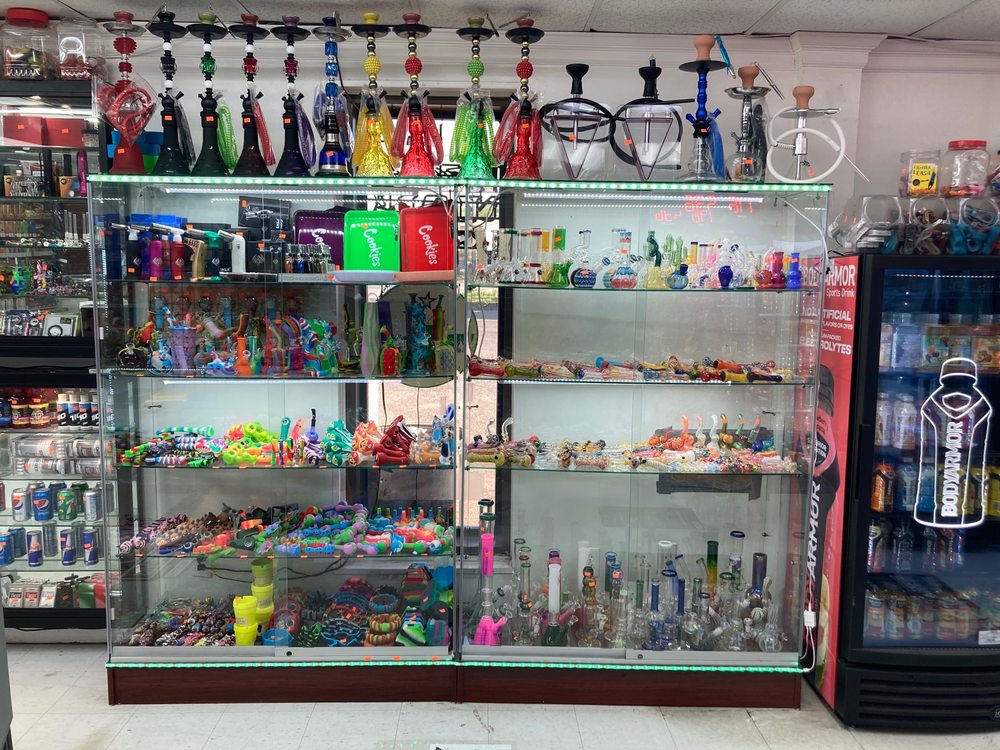 PHARAOH MARKET Updated July 2024 LA VERGNE, Tennessee Convenience Stores Phone Number Yelp