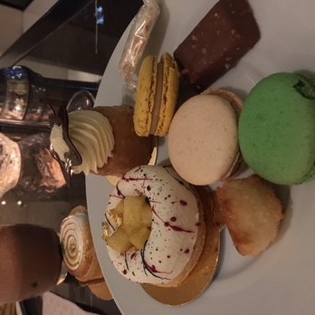 Chocolate at the Pen - a small selection from my first plate! - Desserts Near Me - Chicago, Illinois Chocolate at the Pen - a small selection from my first plate! - Desserts Near Me - Chicago, Illinois