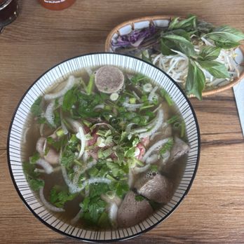 Xin Chào - House Special Pho | Pho Dac Biet - Vietnamese Near Me - Vancouver, British Columbia Xin Chào - House Special Pho | Pho Dac Biet - Vietnamese Near Me - Vancouver, British Columbia