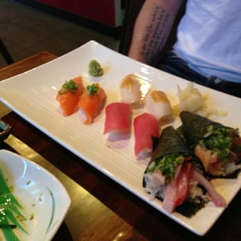 Tuxedo Sushi - Yellowtail hand rolls - Sushi Bars Near Me - Tuxedo Park, New York Tuxedo Sushi - Yellowtail hand rolls - Sushi Bars Near Me - Tuxedo Park, New York