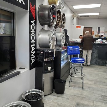 Tire Central - a unisex rest room, with privacy partition from waiting area, thoughtful. 10 am yet no paper seats, no paper towels; guys restock!!! - Tires Near Me - San Gabriel, California Tire Central - a unisex rest room, with privacy partition from waiting area, thoughtful. 10 am yet no paper seats, no paper towels; guys restock!!! - Tires Near Me - San Gabriel, California