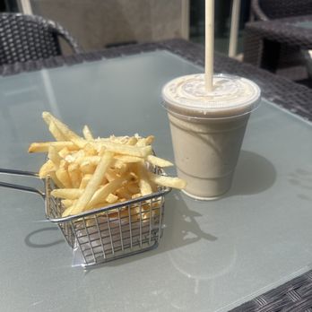 TOAST Cafe - Truffle Fries, The Elvis - Cafes Near Me - San Diego, California TOAST Cafe - Truffle Fries, The Elvis - Cafes Near Me - San Diego, California