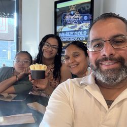 Isaela Rolled Ice Cream Shop - Family enjoying ice cream