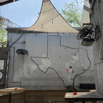 Workhorse Bar - Patio Area - Dive Bars Near Me - Austin, Texas