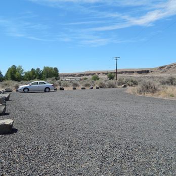 Selah Cliffs Natural Area Preserve - My car the only one parked in the parking lot. - Parks Near Me - Yakima, Washington