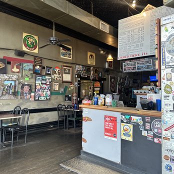 Vino's - front of shop - Pizza Near Me - Little Rock, Arkansas Vino's - front of shop - Pizza Near Me - Little Rock, Arkansas