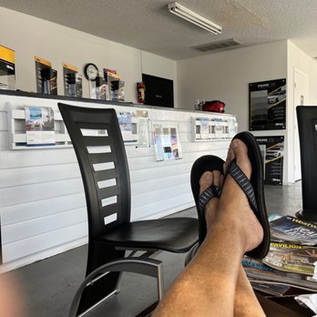Empire Window Tinting - Kickn it while my new GLS 250 gets done. - Home Window Tinting Near Me - Atascadero, California