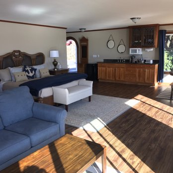 Jenner Inn - Starlight Studio - Hotels Near Me - Jenner, California Jenner Inn - Starlight Studio - Hotels Near Me - Jenner, California