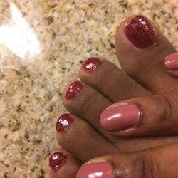 KC Nails - Panted out of the lines