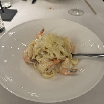 Orange Blossom - Fettuccine Alfredo with Shrimp - Breakfast & Brunch Near Me - Miami Beach, Florida Orange Blossom - Fettuccine Alfredo with Shrimp - Breakfast & Brunch Near Me - Miami Beach, Florida