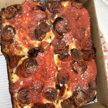 Gibroni's Pizza - From the D Pizza - Pizza Near Me - San Clemente, California Gibroni's Pizza - From the D Pizza - Pizza Near Me - San Clemente, California