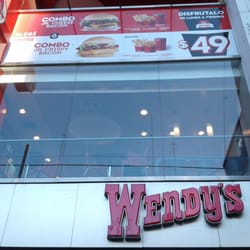 Frente del local Belgrano de Wendy's