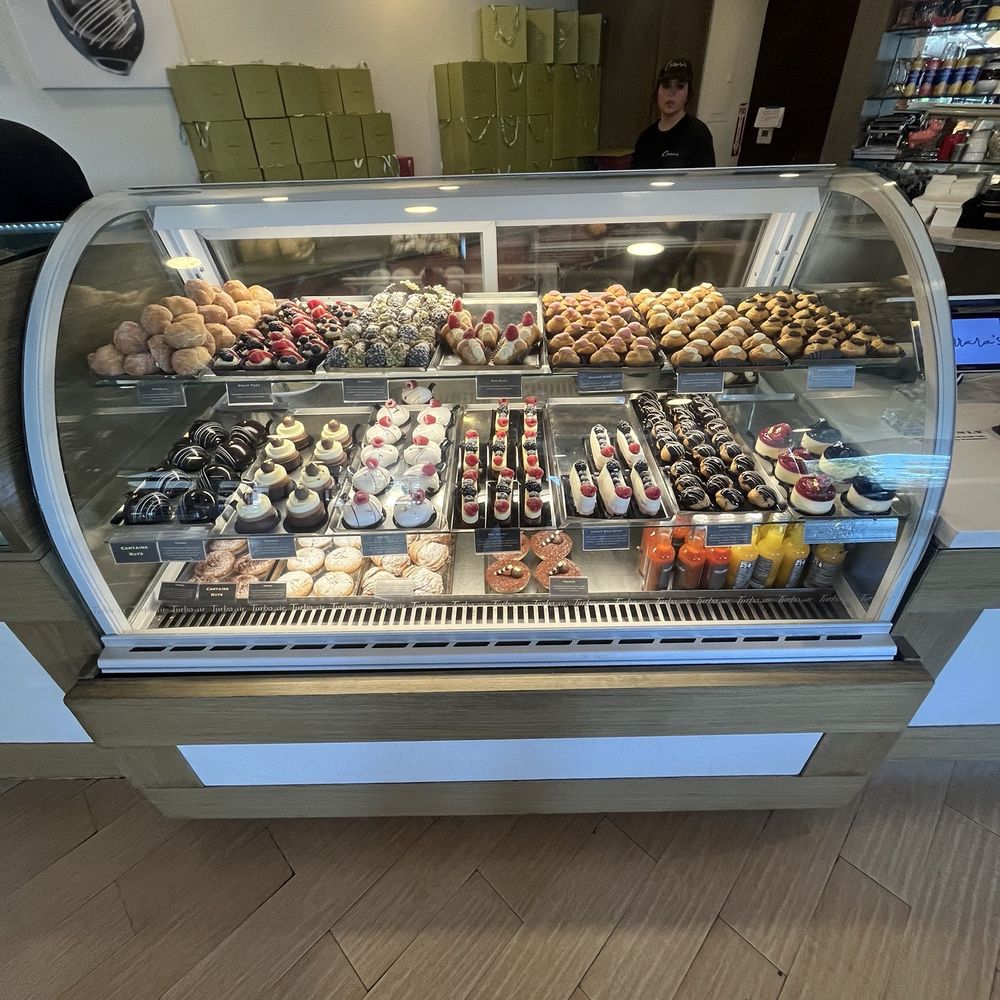 Carrara's - Desserts Near Me - Agoura Hills, California Carrara's - Desserts Near Me - Agoura Hills, California