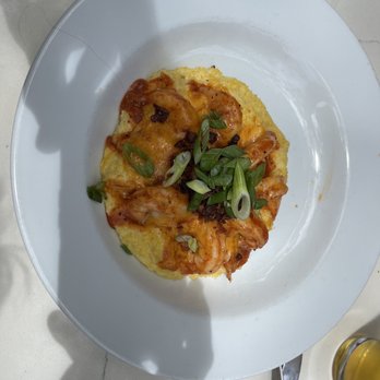 82 Queen - Shrimp Barbeque Shrimp & Grits - Southern Near Me - Charleston, South Carolina