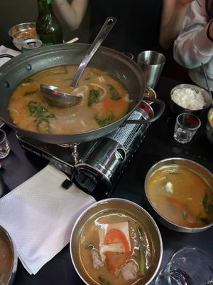 BANJOO 반주 Korean Cuisine & Karaoke by null