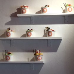 15° Fahrenheit Rolled Ice Cream - displays