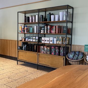 Starbucks - Coffee & Tea Near Me - Bakersfield, California