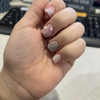 Hollywood Nails - Love my shorties for work - Nail Salons Near Me - Pennsauken, New Jersey Hollywood Nails - Love my shorties for work - Nail Salons Near Me - Pennsauken, New Jersey