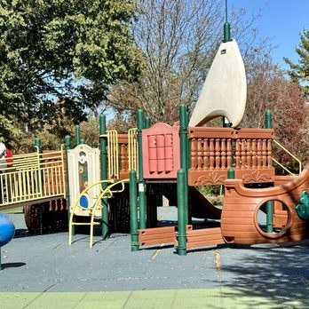 Hadley's Park - The ship styled play area. - Parks Near Me - Rockville, Maryland