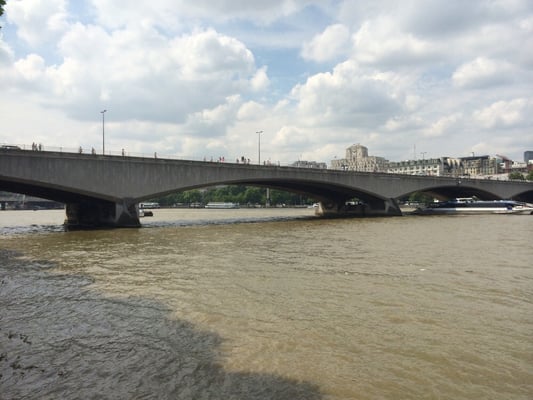 Waterloo Bridge by null