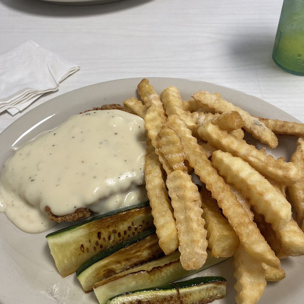 Em’s Cafe - Chicken fried steak and fries - American Near Me - Plains, Montana Em’s Cafe - Chicken fried steak and fries - American Near Me - Plains, Montana