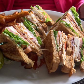 Creekview Restaurant - Club sandwich - Wine Bars Near Me - Williamsville, New York Creekview Restaurant - Club sandwich - Wine Bars Near Me - Williamsville, New York