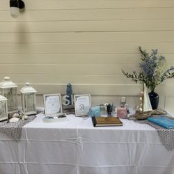 Salt And Sea Floral - Welcome table