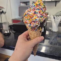 Cloud Nine Creamery And Cafe