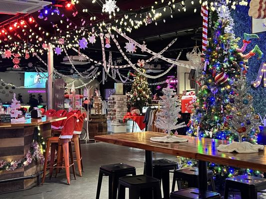 Honky Tonk Hideaway Bar by null