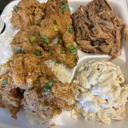 Garlic chicken & kalua pork mix plate Garlic chicken & kalua pork mix plate