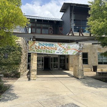 Boerne Public Library - Front entrance to the library - Libraries Near Me - Boerne, Texas Boerne Public Library - Front entrance to the library - Libraries Near Me - Boerne, Texas